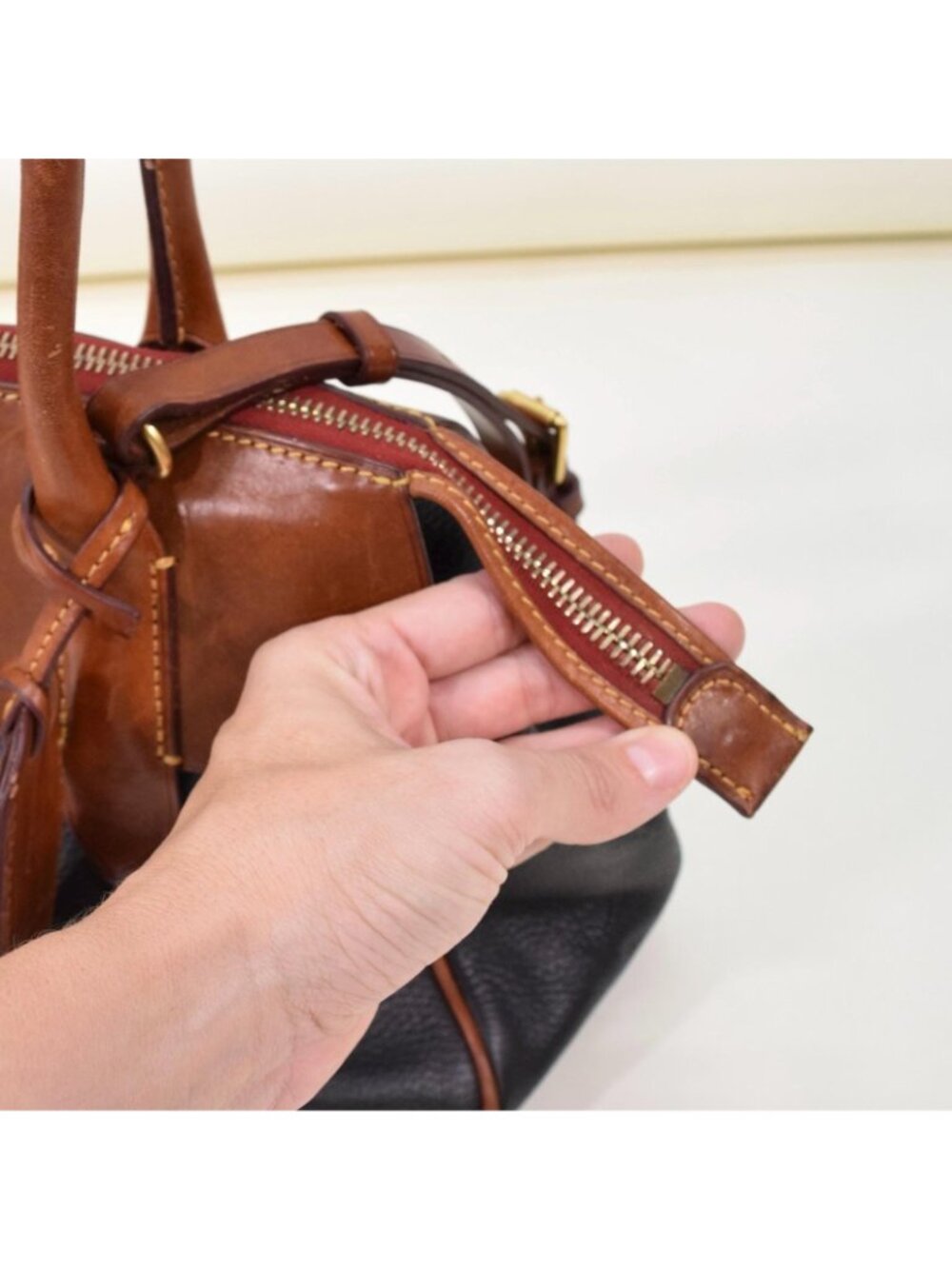 Dooney & Bourke Vintage 90s Black Two-Tone Leather Bag - Picture 14 of 16